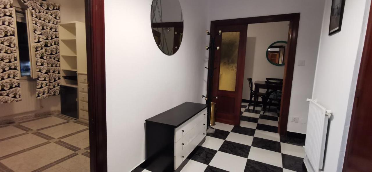 A Cinco Minutos De Todo Apartment โอเบียโด ภายนอก รูปภาพ