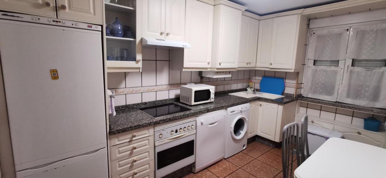 A Cinco Minutos De Todo Apartment โอเบียโด ภายนอก รูปภาพ