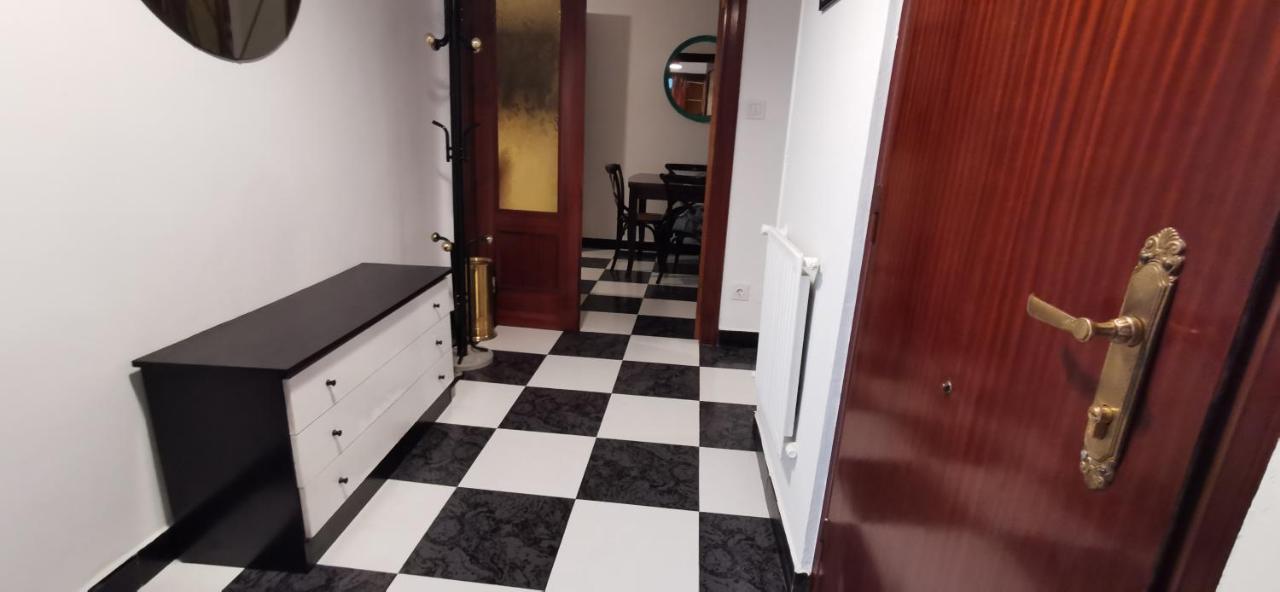 A Cinco Minutos De Todo Apartment โอเบียโด ภายนอก รูปภาพ